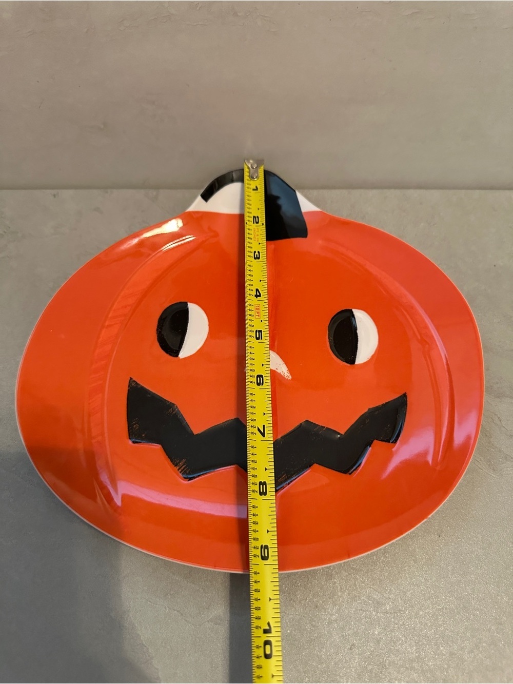 Set Of 2 Hyde & Eek Melamine 9” Plates Orange Halloween Pumpkins EUC - Picture 4 of 5